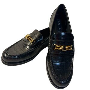 Aqua Sz. 10M - Black Faux Croc Penny Loafer Style Shoes. Gold Chain On Top. New